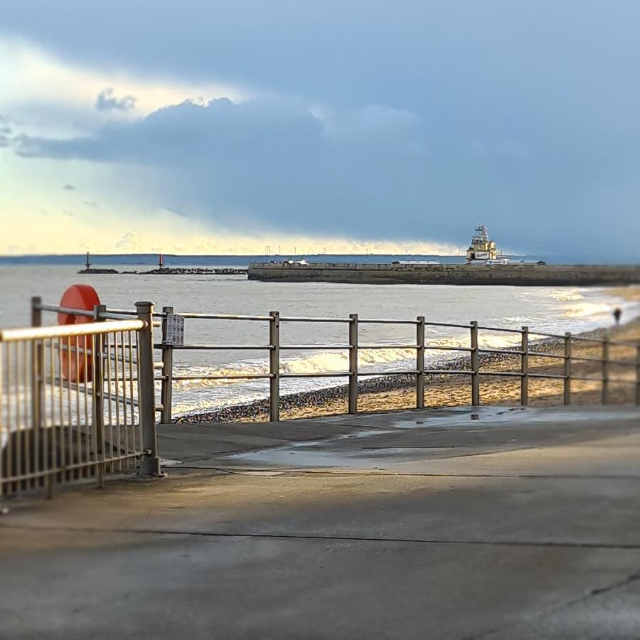 Shore Thing Beachfront Apartment Ramsgate - Sleeps 4 מראה חיצוני תמונה